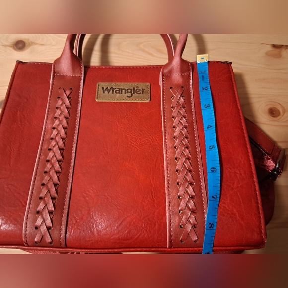 Wrangler Vibrant Red Bag With Crossbody Strap - Picture 3 of 12